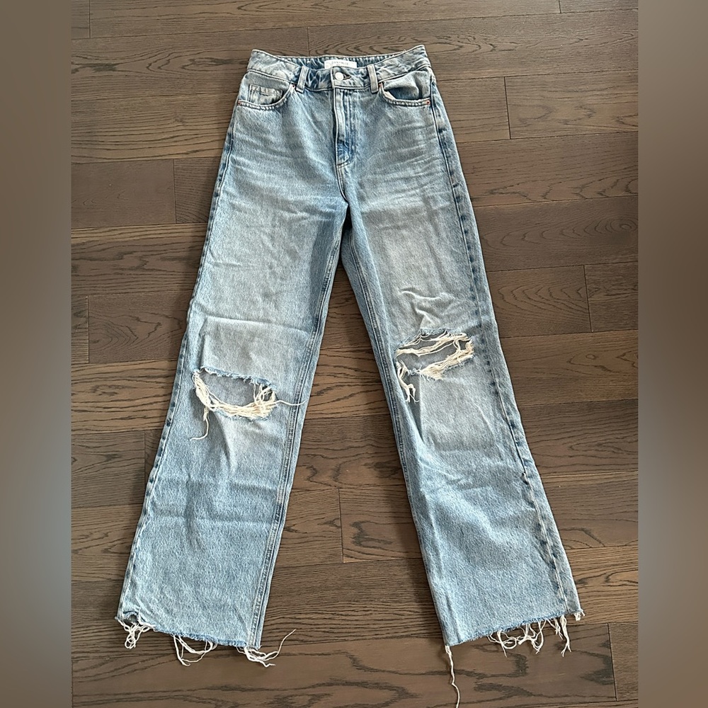 Dynamite- High waisted ripped jeans